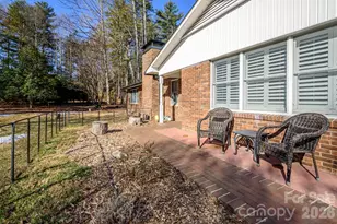 355 Mockingbird Dr, Hendersonville, NC 28792 - Photo 43