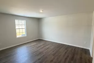 292 W 18th St, Kannapolis, NC 28081 - Photo 5