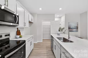 760 14th Ave Ct NE, Hickory, NC 28601 - Photo 9