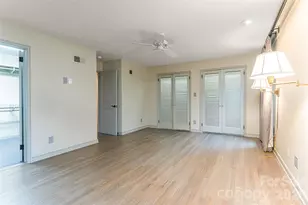 21 Pine Tree Cir, Asheville, NC 28804 - Photo 19