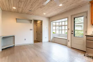 21 Pine Tree Cir, Asheville, NC 28804 - Photo 13