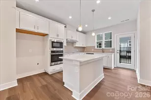 6016 Pivot Ct, Charlotte, NC 28205 - Photo 11