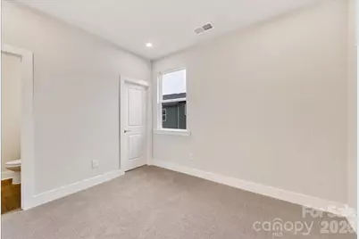 6016 Pivot Court, Charlotte, NC 28205 - Photo 29