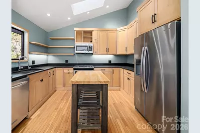 138 Woodhaven Drive, Hendersonville, NC 28739 - Photo 11