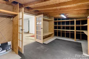 138 Woodhaven Dr, Hendersonville, NC 28739 - Photo 25