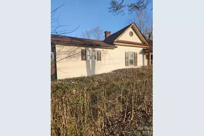 110 E Price Street, Hendersonville, NC 28739 - Photo 3