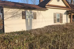 110 E Price St, Hendersonville, NC 28739 - Photo 3