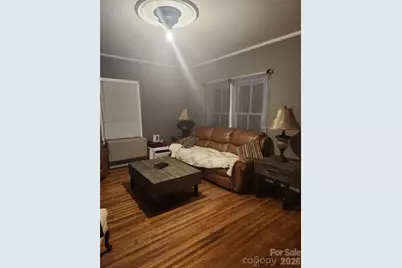 110 E Price Street, Hendersonville, NC 28739 - Photo 19