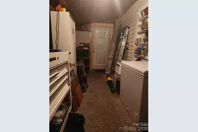 110 E Price Street, Hendersonville, NC 28739 - Photo 13