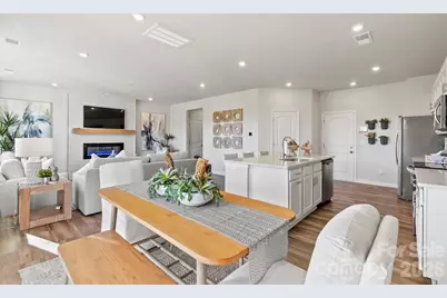 220 Bezelle Avenue, York, SC 29745 - Photo 11