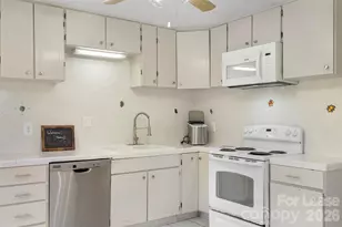 3124 Edsel Pl, Charlotte, NC 28205 - Photo 7