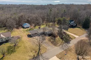 2596 Prince Dr, Lincolnton, NC 28092 - Photo 33