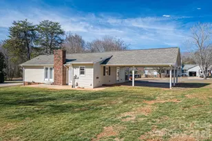 2596 Prince Dr, Lincolnton, NC 28092 - Photo 13