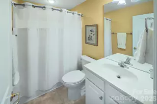 10219 Threatt Woods Dr, Charlotte, NC 28277 - Photo 23