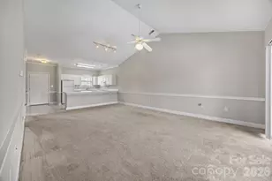 9285 Meadow Vista Rd, Charlotte, NC 28213 - Photo 11