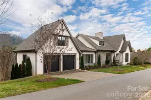 22 Snap Dragon Ct, Asheville, NC 28804 - Photo 5