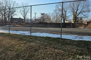 812 5th Ave SW, Hickory, NC 28602 - Photo 19