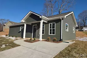 812 5th Ave SW, Hickory, NC 28602 - Photo 1