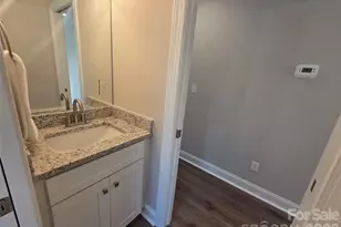 812 5th Ave SW, Hickory, NC 28602 - Photo 9