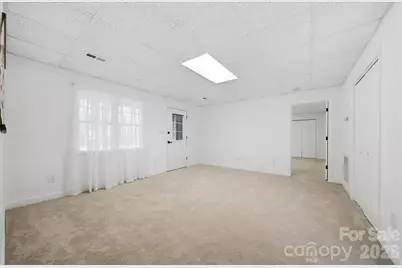 915 Barrington Drive NE, Lenoir, NC 28645 - Photo 31