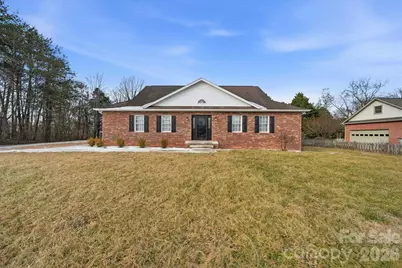 915 Barrington Drive NE, Lenoir, NC 28645 - Photo 5