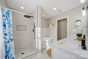 915 Barrington Dr NE, Lenoir, NC 28645 - Photo 23