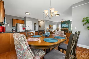 17 Byrdcliffe Ln, Asheville, NC 28805 - Photo 13