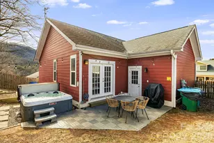 17 Byrdcliffe Ln, Asheville, NC 28805 - Photo 39