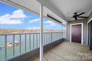 9817 Emerald Point Dr, Charlotte, NC 28278 - Photo 33