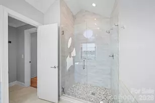 9817 Emerald Point Dr, Charlotte, NC 28278 - Photo 23