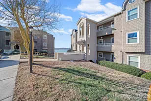 9817 Emerald Point Dr, Charlotte, NC 28278 - Photo 3