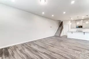 3830 Cheyney Park Dr, Charlotte, NC 28269 - Photo 17