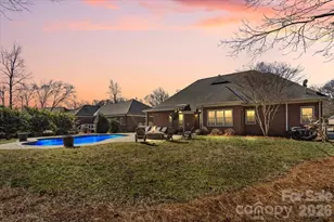 3746 Ayrshire Ct, Harrisburg, NC 28075 - Photo 3