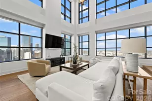 222 S Caldwell St, Charlotte, NC 28202 - Photo 23