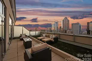 222 S Caldwell St, Charlotte, NC 28202 - Photo 45