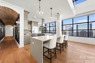 222 S Caldwell St, Charlotte, NC 28202 - Photo 21