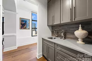 222 S Caldwell St, Charlotte, NC 28202 - Photo 11