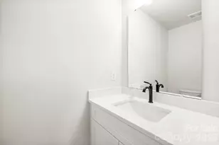 1130 Pegram Crossing Dr, Charlotte, NC 28205 - Photo 25