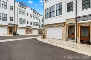 1130 Pegram Crossing Dr, Charlotte, NC 28205 - Photo 33