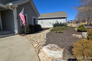 107 Beechmont Dr, Morganton, NC 28655 - Photo 5