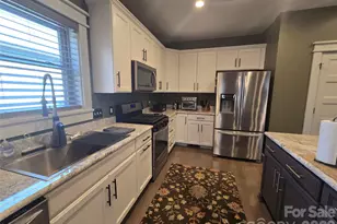 107 Beechmont Dr, Morganton, NC 28655 - Photo 21