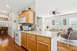 6748 Park Meadows Pl, Huntersville, NC 28078 - Photo 5