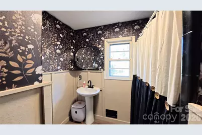 220 E Miller Street, Spindale, NC 28169 - Photo 15