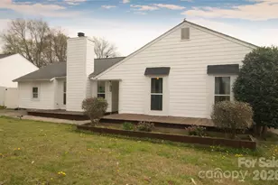 10927 Copperfield Dr, Pineville, NC 28134 - Photo 3