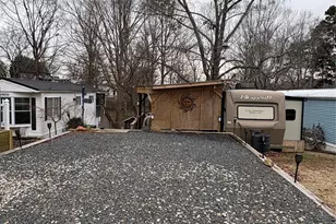 117 Pier Ave, New London, NC 28127 - Photo 21