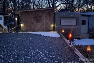 117 Pier Ave, New London, NC 28127 - Photo 23