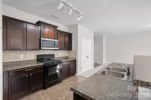 14227 Drake Watch Ln, Charlotte, NC 28262 - Photo 9