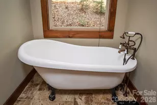 1600 Black Oak Dr, Sapphire, NC 28774 - Photo 25