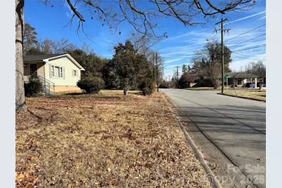 2517 Pear Street, Greensboro, NC 27401 - Photo 3