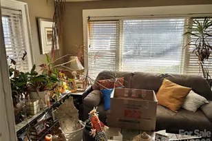 2517 Pear St, Greensboro, NC 27401 - Photo 7